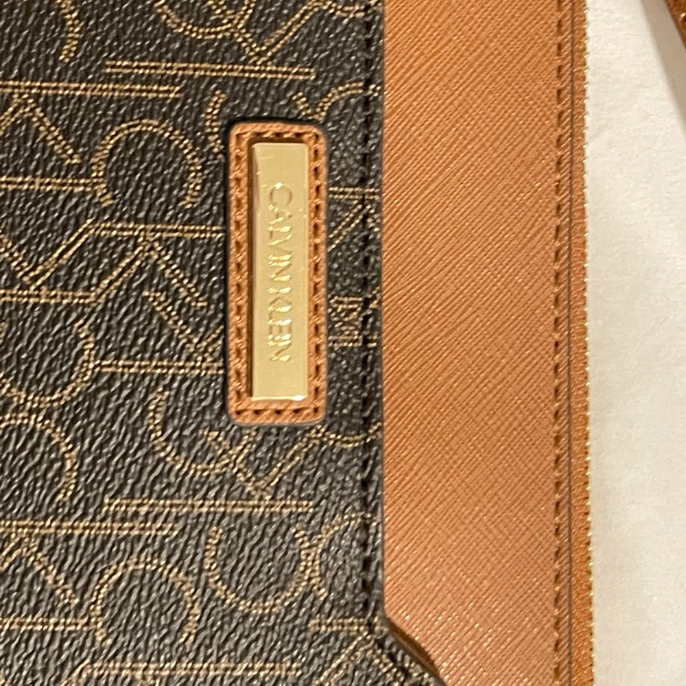 Calvin Klein Wristlet